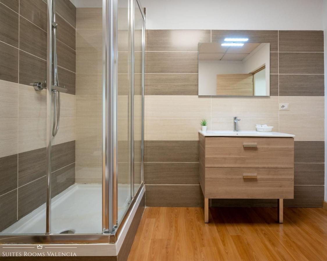Pension MonaLisa Luxury Suites Valencia Bagian luar foto