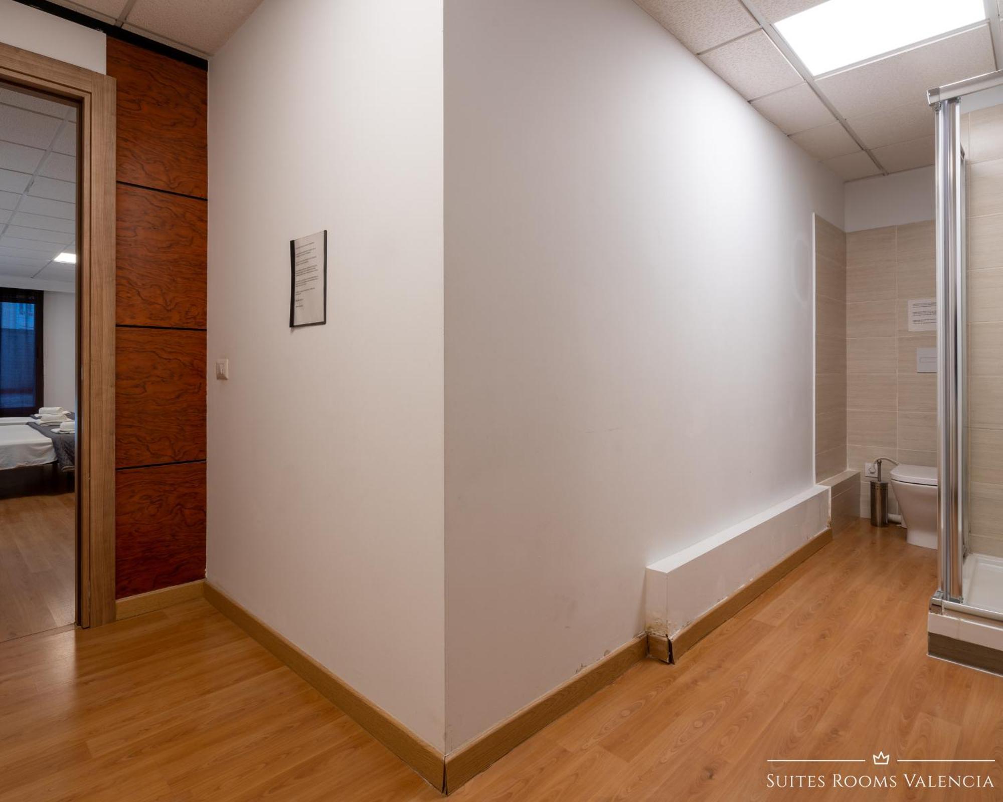 Pension MonaLisa Luxury Suites Valencia Ruang foto